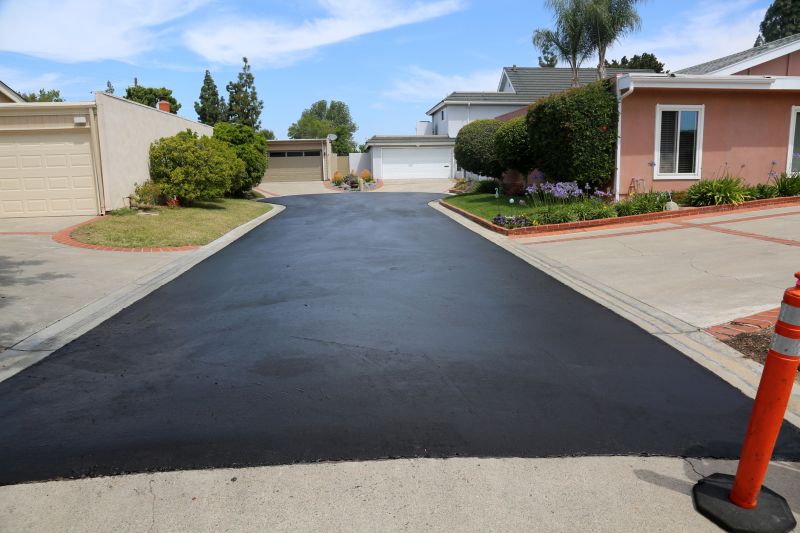 Blacktop Driveway Sealing in Tampa, FL
